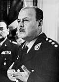 https://upload.wikimedia.org/wikipedia/commons/thumb/2/20/Juan_Velasco_Alvarado_1971.jpg/120px-Juan_Velasco_Alvarado_1971.jpg